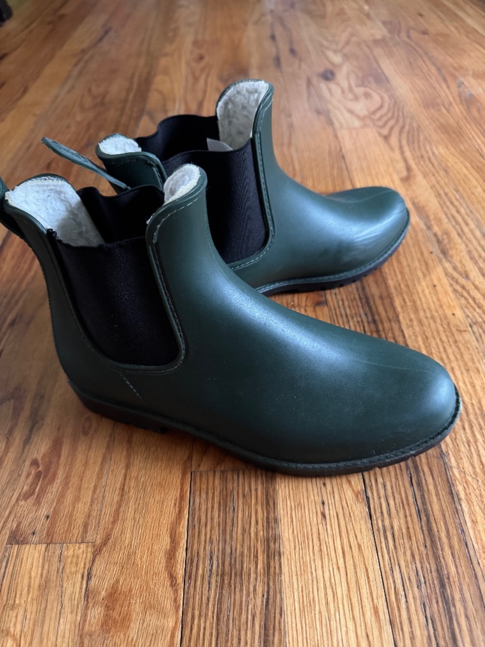 Women’s rain boots